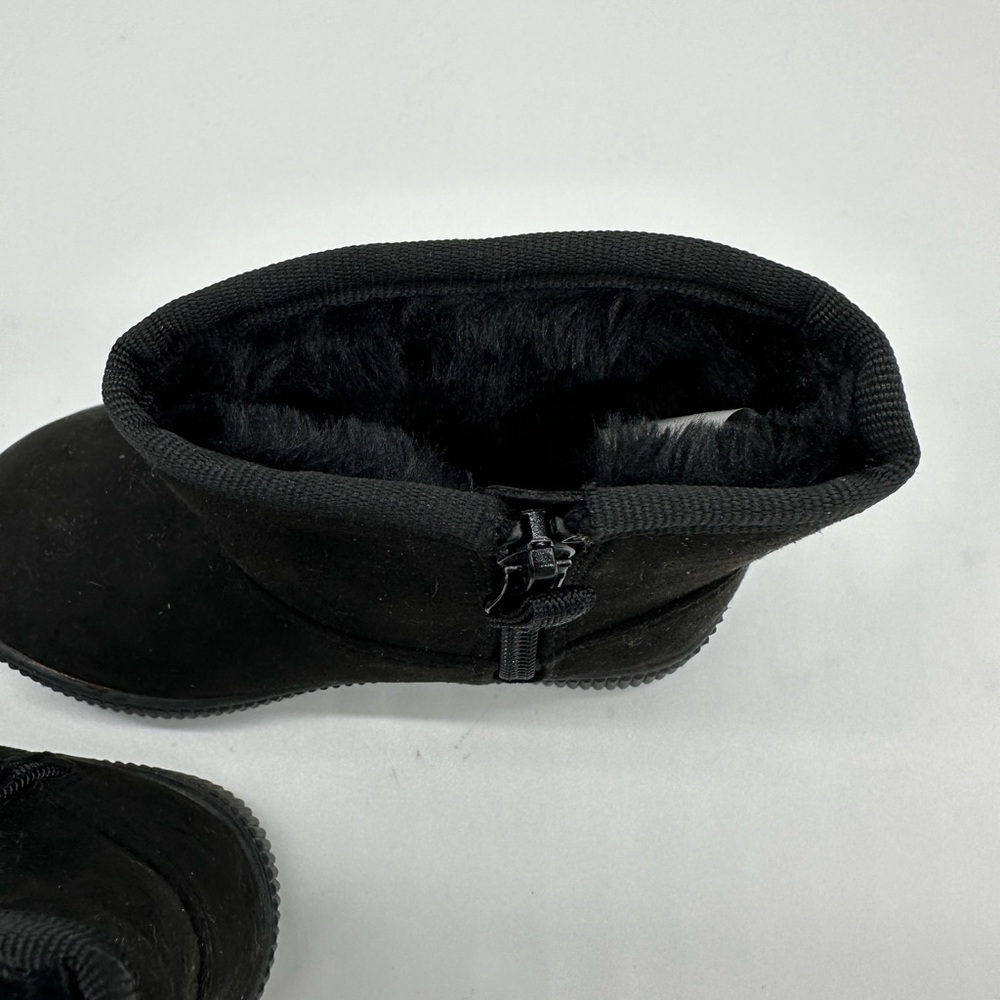 Cat & Jack Toddler Winter Boots Black Faux Suede Zip Side Size 8 - Picture 5 of 8